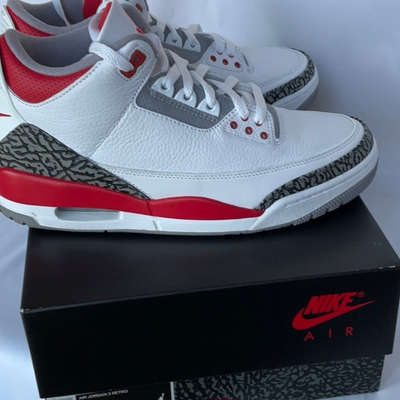 Nike Air Jordan 3 Retro 9 NEW in Box Men’s - Picture 3 of 11